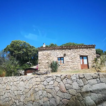 La Casa Ecchjia. La Casa Vecchia. דירה Telti