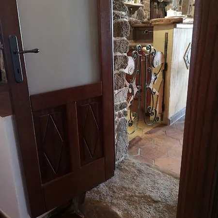 La Casa Ecchjia. La Casa Vecchia. * Telti