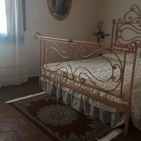 דירה La Casa Ecchjia. La Casa Vecchia. Telti